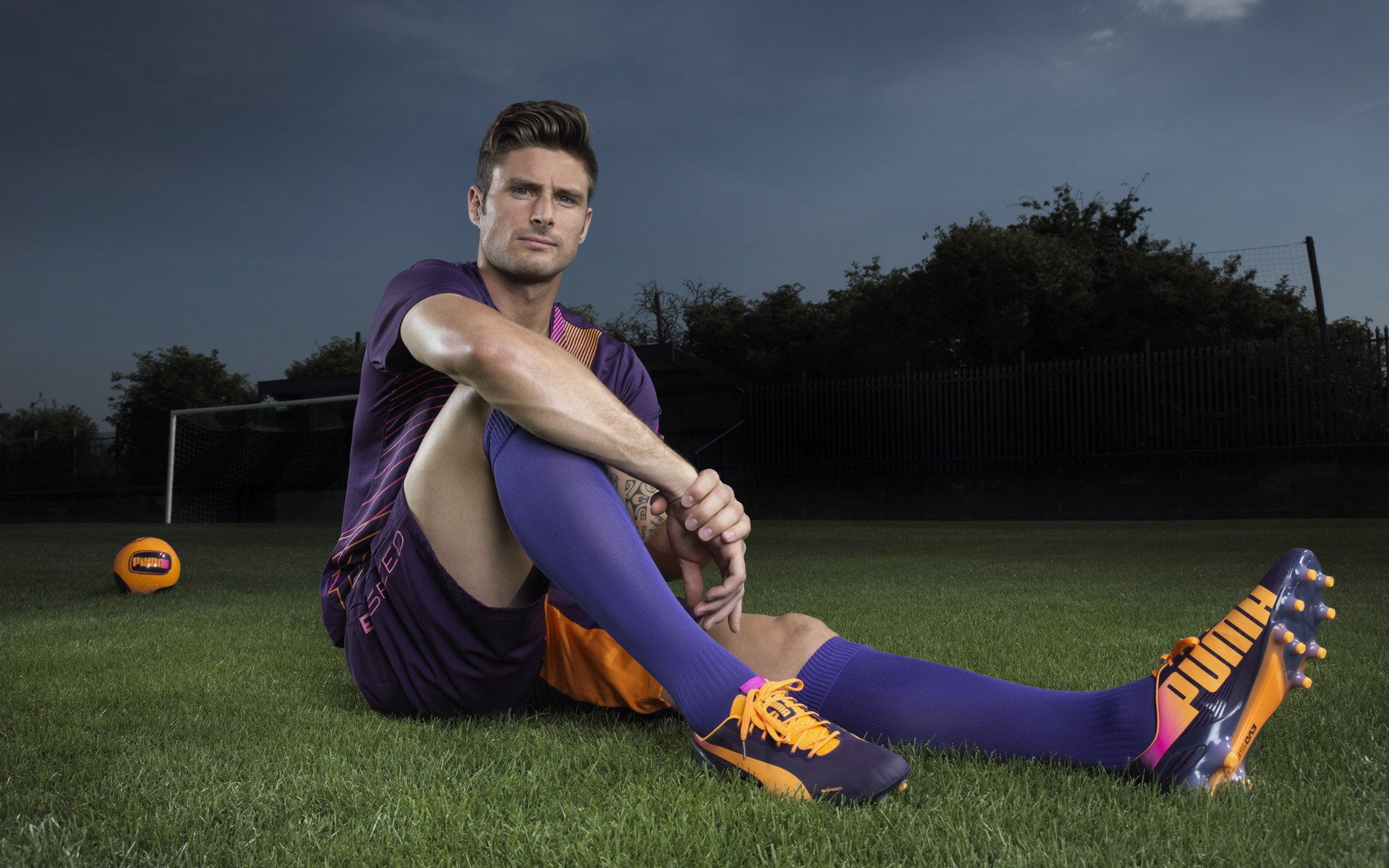 开云体育下载-打破纪录！赛季最快单圈由新星创造，单赛季最高得分